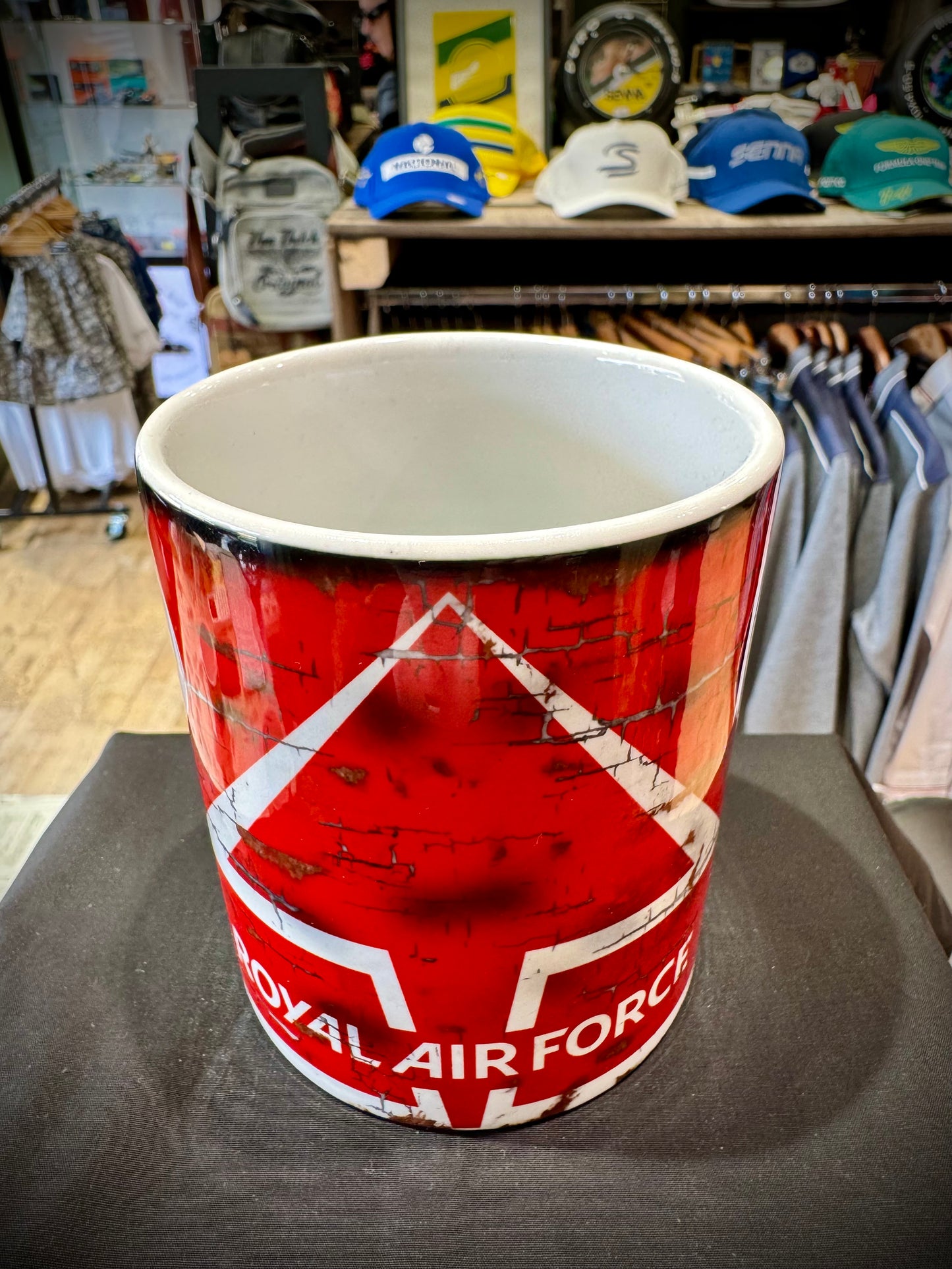 LL Mug Red Arrow Royal Air Force